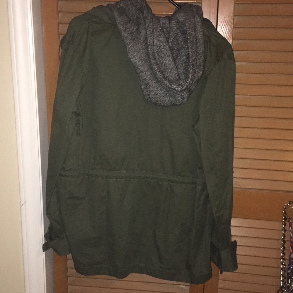 Jacket - Picture 5 of 6